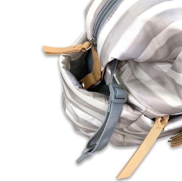 Skip * Hop Diaper Baby Striped Duffle Bag - Picture 5 of 9